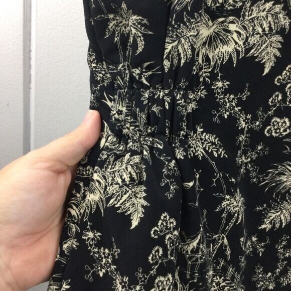 EP Pro Golf Vest Black & Cream Zip Lined Golf Jacket, Asian Theme Pagoda, Size L - Picture 9 of 13